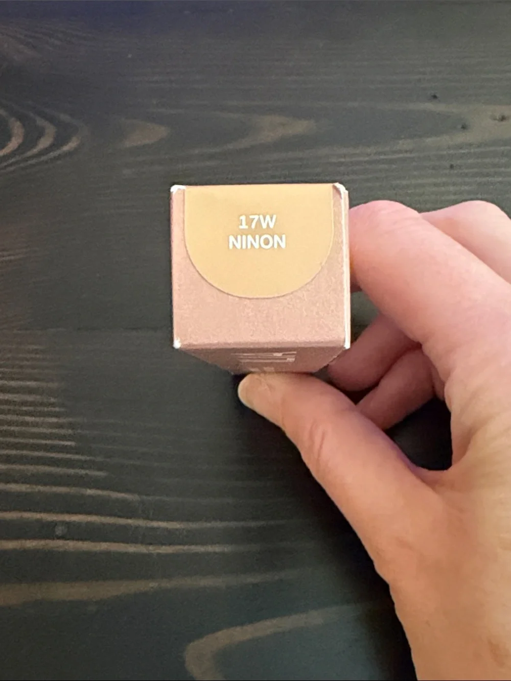 ILIA Skin Blur Serum Concealer — 17W NINON light- medium warm color